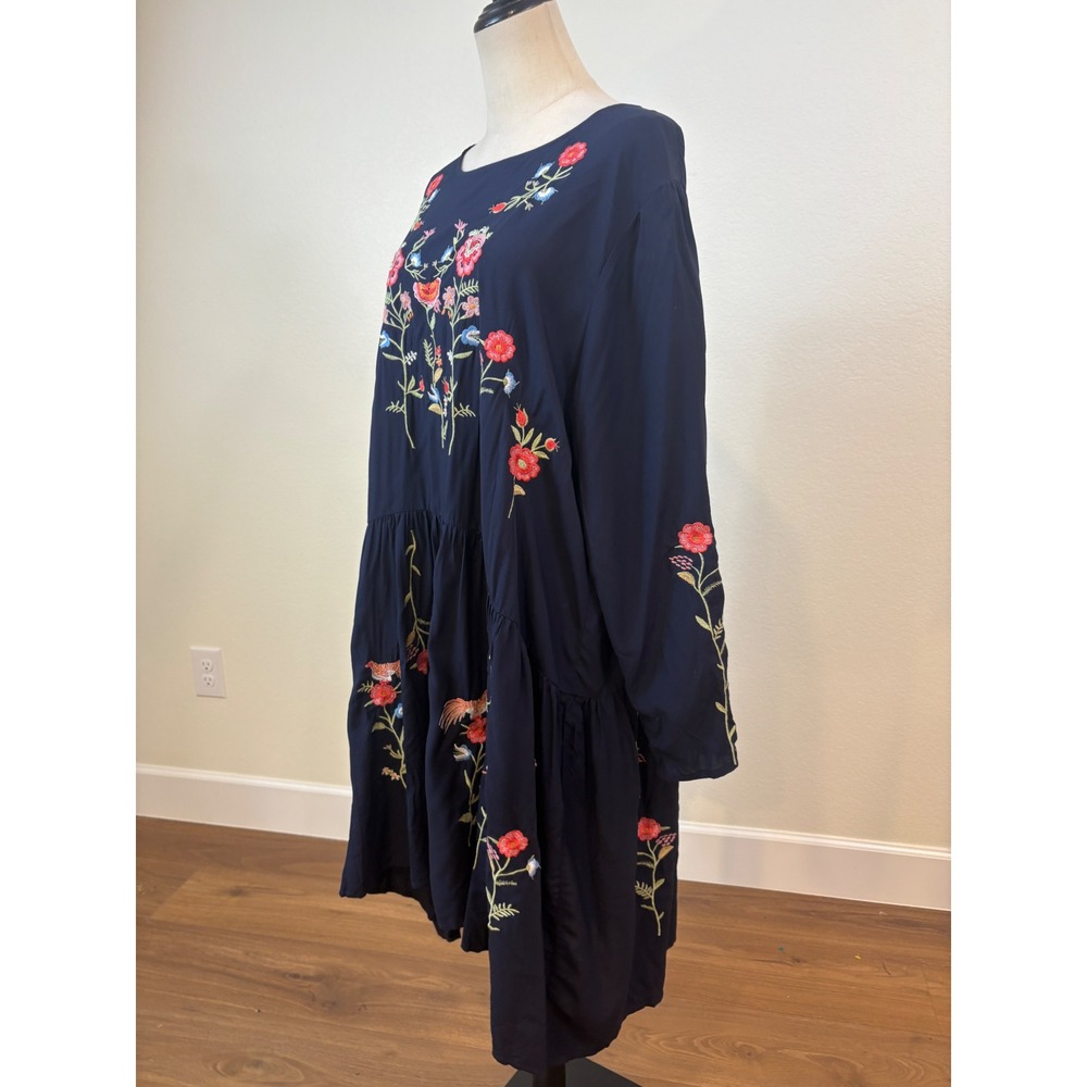 NWT Philosophy Navy Dress 2X Floral Embroidered Tiered Boho Flowy‎ Cottagecore - Picture 3 of 8